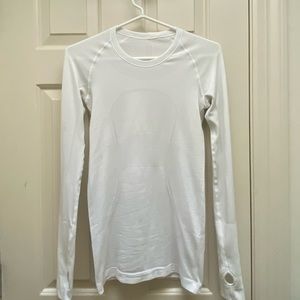 ⭐️ Lululemon Swiftly Tech Long Sleeve 4 ⭐️